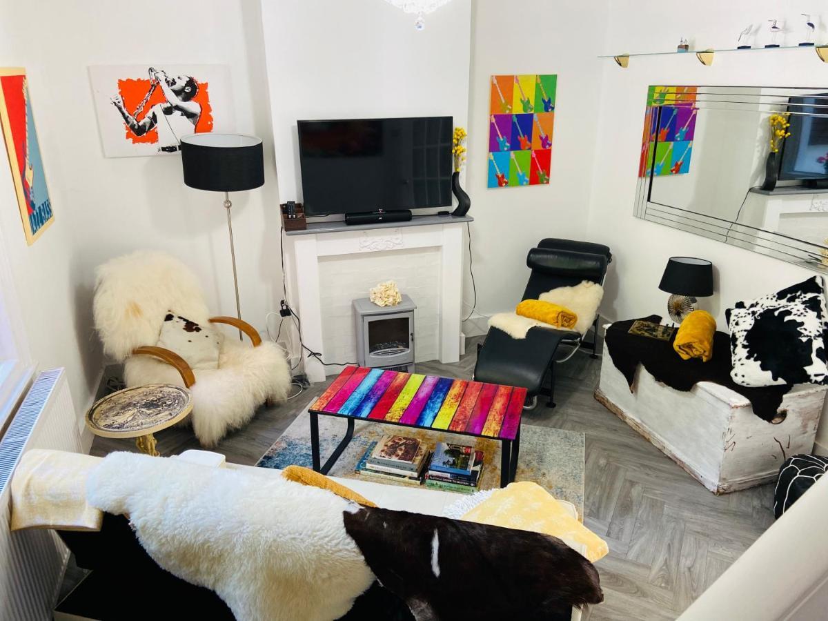 Funky Cozy Cottage With Outside Space Ήστμπορν Εξωτερικό φωτογραφία