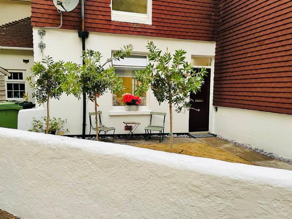 Funky Cozy Cottage With Outside Space Ήστμπορν Εξωτερικό φωτογραφία